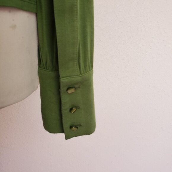 Carlisle green mock turtleneck button cuff blouse - Picture 4 of 7